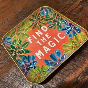 New Studio Oh! x Justina Blakeney Jungalow “Find the Magic” catchall dish tray